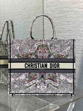Dior Book Tote Large